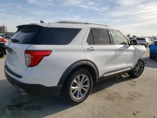 2022 Ford Explorer Limited with VIN 1FMSK7FH3NGA64018, listed as a Copart auction lot 43249475 with 0 mi miles and Salvage Title. Bid and sale history available at carsss.com. Image 3.