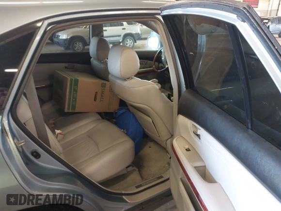 2004 Lexus RX 330 z VIN 2T2HA31U14C014502, wystawiony jako IAAI lot #40682875 z przebiegiem Nie podano mil oraz . Historia ofert i sprzedaży dostępna na DreamBid. Obrazek 8.