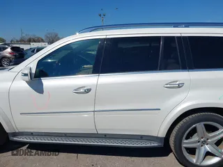 2012 Mercedes-Benz GL-Class GL 550 with VIN 4JGBF8GE5CA782121, listed as a IAAI auction lot 41669506 with 77,737 mi miles. Bid and sale history available at carsss.com. Image 14.