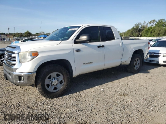 2017 Toyota Tundra SR z VIN 5TFUW5F14HX664169, wystawiony jako Copart lot #57397385 z przebiegiem 242 806 mil mil oraz Czysty tytuł • Clean title. Historia ofert i sprzedaży dostępna na DreamBid. Obrazek 1.