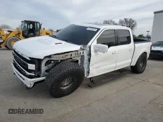 2022 Ford F-150 Raptor with VIN 1FTFW1RG6NFA17422, listed as a Copart auction lot 47318275 with 42,003 mi miles and Salvage Title. Bid and sale history available at carsss.com. Image 1.