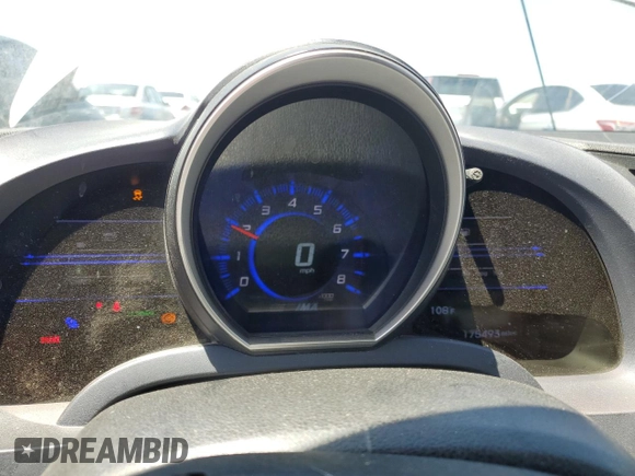 2011 Honda CR-Z EX with VIN JHMZF1D6XBS010826, listed as a Copart auction lot 63426095 with 175,493 mi miles and Clean title. Bid and sale history available at DreamBid. Image 9.