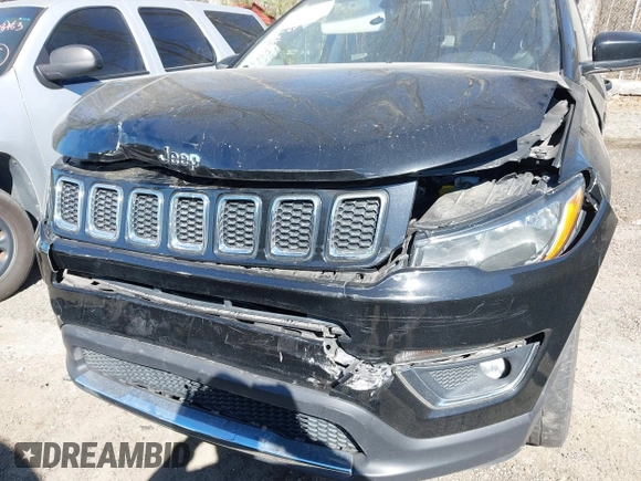 2018 Jeep Compass Limited with VIN 3C4NJDCB1JT397147, listed as a IAAI auction lot 41853649 with 122,672 mi miles. Bid and sale history available at carsss.com. Image 17.