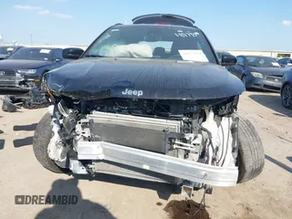 2023 Jeep Compass Latitude Lux с VIN 3C4NJDFN2PT539679, выставлен на аукционе IAAI как лот 41877754 с пробегом 40 895 миль миль и . История ставок и продаж доступна на DreamBid. Изображение 6.