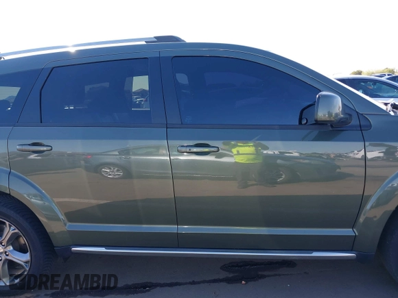 2016 Dodge Journey Crossroad Plus z VIN 3C4PDDGG5GT189819, wystawiony jako IAAI lot #41836168 z przebiegiem 132 993 mil mil oraz . Historia ofert i sprzedaży dostępna na DreamBid. Obrazek 14.