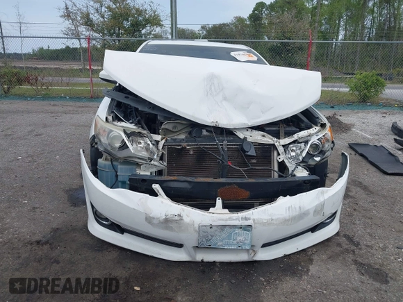 2012 Toyota Camry SE with VIN 4T1BK1FK6CU508242, listed as a IAAI auction lot 41870589 with 270,724 mi miles. Bid and sale history available at carsss.com. Image 11.