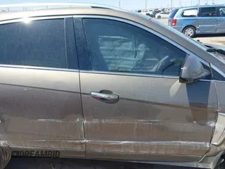 2015 Cadillac SRX Premium Collection with VIN 3GYFNDE32FS569269, listed as a IAAI auction lot 41988807 with 56,481 mi miles. Bid and sale history available at carsss.com. Image 13.
