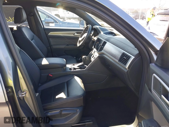 2021 Volkswagen Atlas SE с VIN 1V2JE2CA6MC219358, выставлен на аукционе IAAI как лот 41706051 с пробегом 48 622 миль миль и . История ставок и продаж доступна на DreamBid. Изображение 5.