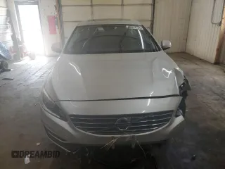 2016 Volvo S60 T5 Premier z VIN YV1612TK9G2393764, wystawiony jako Copart lot #53314985 z przebiegiem 112 858 mil mil oraz Szkoda całkowita • Salvage title. Historia ofert i sprzedaży dostępna na DreamBid. Obrazek 5.