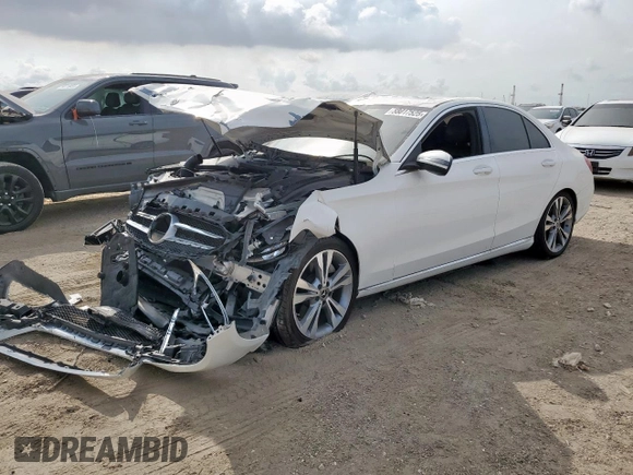 2018 Mercedes-Benz C 300 with VIN 55SWF4JB7JU269131, listed as a Copart auction lot 58017525 with 66,755 mi miles and Salvage title. Bid and sale history available at DreamBid. Image 1.