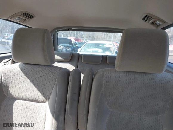2010 Toyota Sienna CE with VIN 5TDKK4CC0AS329537, listed as a IAAI auction lot 41659723 with 258,226 mi miles. Bid and sale history available at carsss.com. Image 8.