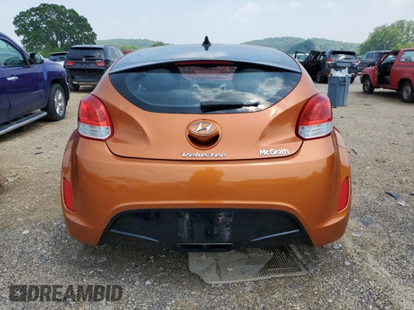 2014 Hyundai Veloster with VIN KMHTC6AD2EU215805, listed as a Copart auction lot 57909825 with 113,004 mi miles and Clean title. Bid and sale history available at DreamBid. Image 6.