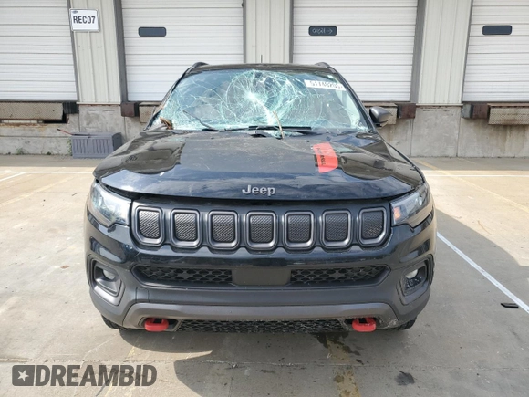 2022 Jeep Compass Trailhawk with VIN 3C4NJDDB1NT108093, listed as a Copart auction lot 51740205 with 45,774 mi miles and Salvage title. Bid and sale history available at DreamBid. Image 5.