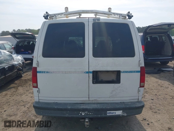 2005 Chevrolet Astro Cargo with VIN 1GCDM19X75B113130, listed as a IAAI auction lot 42027938 with Not Provided miles. Bid and sale history available at carsss.com. Image 16.