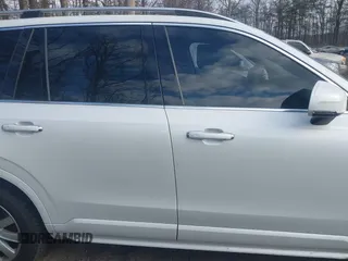 2017 Volvo XC90 Momentum с VIN YV4A22PK3H1151046, выставлен на аукционе IAAI как лот 41628929 с пробегом 132 672 миль миль и . История ставок и продаж доступна на DreamBid. Изображение 13.
