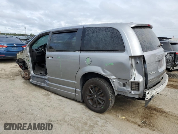 2019 Dodge Grand Caravan SXT with VIN 2C7WDGCG5KR796207, listed as a Copart auction lot 86477744 with 31,516 mi miles and Salvage Title. Bid and sale history available at DreamBid. Image 2.