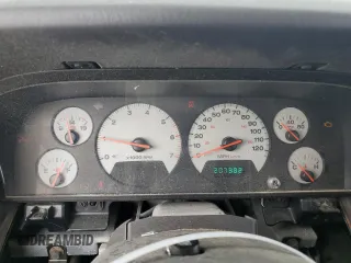 2001 Jeep Grand Cherokee Limited with VIN 1J4GX58S31C615097, listed as a Copart auction lot 78410074 with 207,382 mi miles and Salvage Title. Bid and sale history available at DreamBid. Image 9.