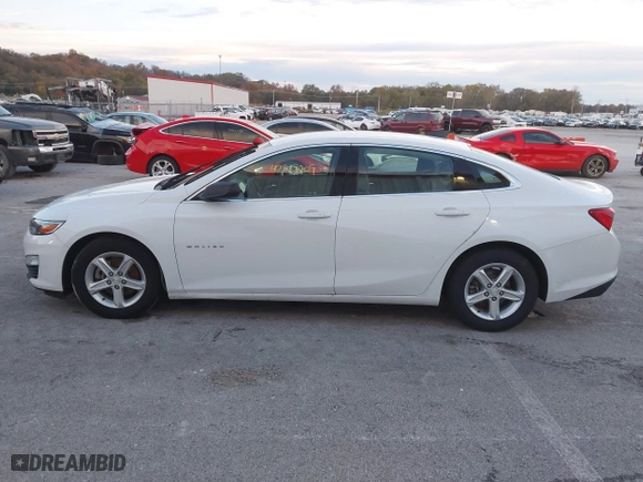 2020 Chevrolet Malibu LS with VIN 1G1ZC5ST1LF000425, listed as a IAAI auction lot 40819209 with 116,684 mi miles. Bid and sale history available at carsss.com. Image 14.