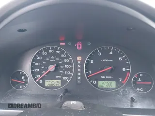 2003 Subaru Legacy Outback Limited z VIN 4S3BH686337620396, wystawiony jako IAAI lot #41857240 z przebiegiem 208 574 mil mil oraz . Historia ofert i sprzedaży dostępna na DreamBid. Obrazek 7.