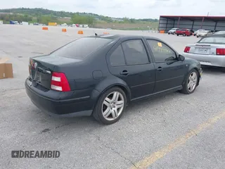 2002 Volkswagen Jetta с VIN 3VWTG69M22M042474, выставлен на аукционе IAAI как лот 41995907 с пробегом Не указан миль и . История ставок и продаж доступна на DreamBid. Изображение 4.