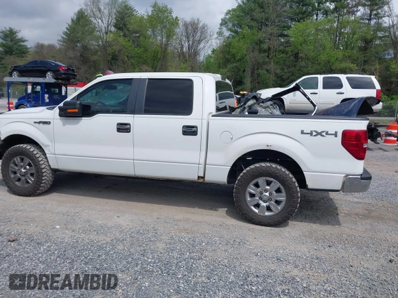 2011 Ford F-150 XL with VIN 1FTFW1EF0BKD38842, listed as a IAAI auction lot 42120431 with 285,712 mi miles and . Bid and sale history available at carsss.com. Image 14.