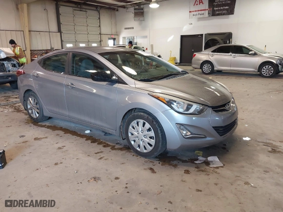 2015 Hyundai Elantra Limited with VIN 5NPDH4AE4FH621474, listed as a IAAI auction lot 40974290 with 132,533 mi miles. Bid and sale history available at carsss.com. Image 1.