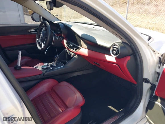 2017 Alfa Romeo Giulia Ti with VIN ZARFAECN0H7560749, listed as a IAAI auction lot 41674283 with 109,678 mi miles. Bid and sale history available at carsss.com. Image 5.