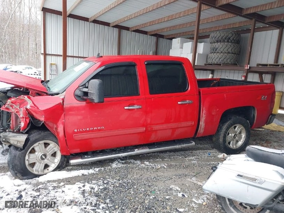 2012 Chevrolet Silverado 1500 LT with VIN 3GCPKSE7XCG237301, listed as a IAAI auction lot 41595958 with 181,857 mi miles. Bid and sale history available at carsss.com. Image 14.