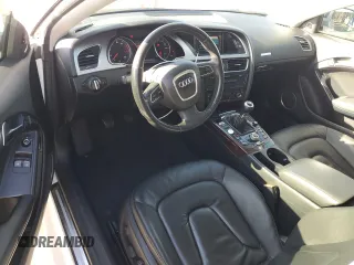 2009 Audi A5 z VIN WAUDK78T79A003887, wystawiony jako Copart lot #49848525 z przebiegiem 144 078 mil mil oraz Czysty tytuł • Clean title. Historia ofert i sprzedaży dostępna na DreamBid. Obrazek 8.