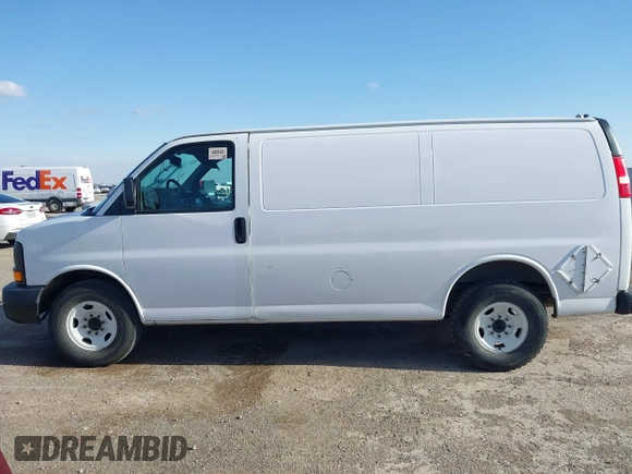 2014 Chevrolet Express Cargo Van with VIN 1GCWGFCAXE1206912, listed as a IAAI auction lot 41700273 with 177,348 mi miles. Bid and sale history available at carsss.com. Image 14.
