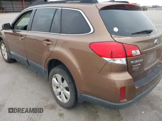 2011 Subaru Outback 2.5i Limited Pwr Moon with VIN 4S4BRBKC3B3418826, listed as a IAAI auction lot 41877354 with 110,372 mi miles. Bid and sale history available at carsss.com. Image 3.