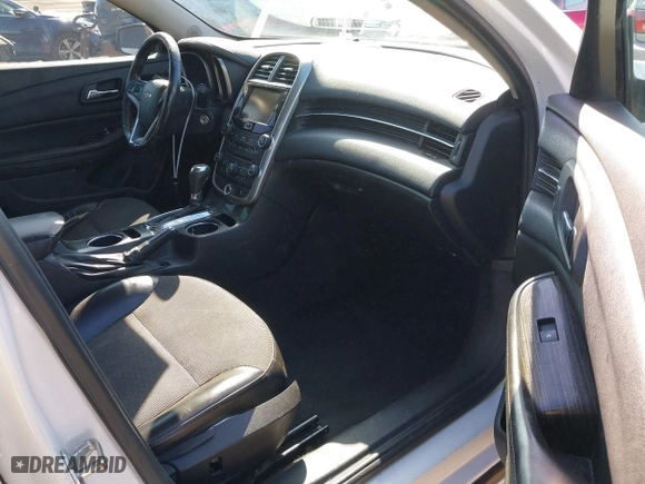 2015 Chevrolet Malibu LT with VIN 1G11D5SL6FF230136, listed as a IAAI auction lot 41846328 with 188,317 mi miles. Bid and sale history available at carsss.com. Image 5.