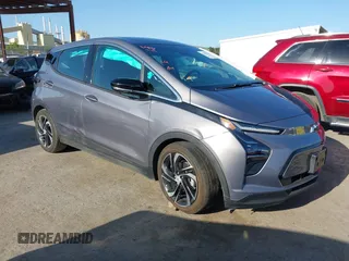 2023 Chevrolet Bolt EV 2LT z VIN 1G1FX6S05P4201698, wystawiony jako IAAI lot #41999199 z przebiegiem 5293 mil mil oraz . Historia ofert i sprzedaży dostępna na DreamBid. Obrazek 1.