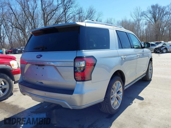 2019 Ford Expedition Platinum with VIN 1FMJU1MT6KEA52494, listed as a IAAI auction lot 41802986 with 119,922 mi miles. Bid and sale history available at carsss.com. Image 4.