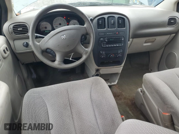 2005 Dodge Caravan SE z VIN 1D4GP25R65B349112, wystawiony jako Copart lot #81684204 z przebiegiem 101 957 mil mil oraz Szkoda całkowita • Salvage title. Historia ofert i sprzedaży dostępna na DreamBid. Obrazek 8.