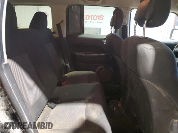 2013 Jeep Patriot Sport with VIN 1C4NJRBB5DD245574, listed as a Copart auction lot 47740035 with 185,559 mi miles and Salvage Title. Bid and sale history available at carsss.com. Image 11.
