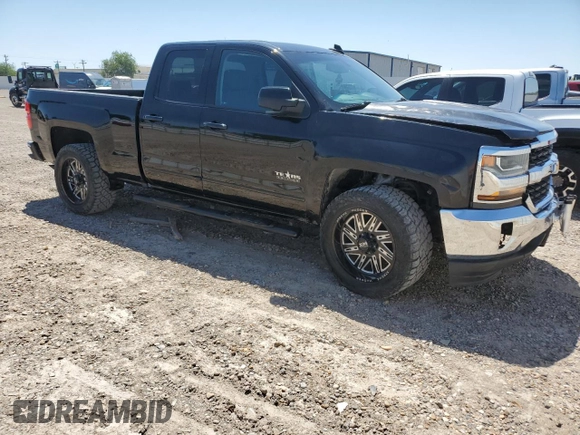 2018 Chevrolet Silverado 1500 LT with VIN 1GCRCREC7JZ353984, listed as a Copart auction lot 52362795 with 85,306 mi miles and Clean Title. Bid and sale history available at DreamBid. Image 4.