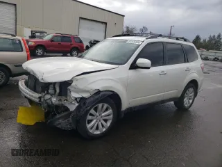 2013 Subaru Forester 2.5X Premium with VIN JF2SHADC3DH420386, listed as a Copart auction lot 46323915 with 105,959 mi miles and Salvage Title. Bid and sale history available at carsss.com. Image 1.