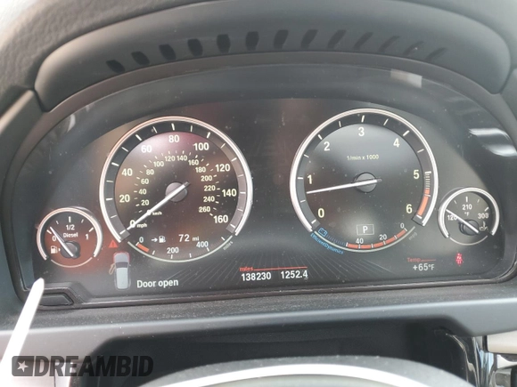 2014 BMW X5 xDrive35d with VIN 5UXKS4C57E0C07463, listed as a Copart auction lot 51803265 with 138,230 mi miles and Clean Title. Bid and sale history available at carsss.com. Image 9.