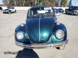 1971 Volkswagen Beetle with VIN 1112070809, listed as a Copart auction lot 42737085 with 13,894 mi miles and Salvage Title. Bid and sale history available at DreamBid. Image 5.