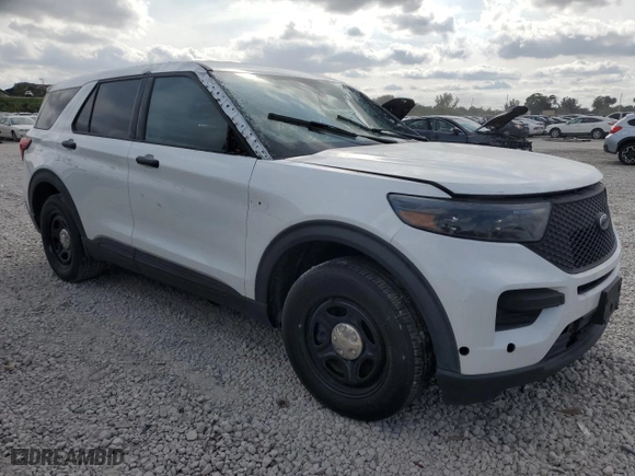 2020 Ford Police Interceptor Utility with VIN 1FM5K8AB1LGD18814, listed as a Copart auction lot 46196305 with 80,132 mi miles and Non Repairable. Bid and sale history available at carsss.com. Image 4.