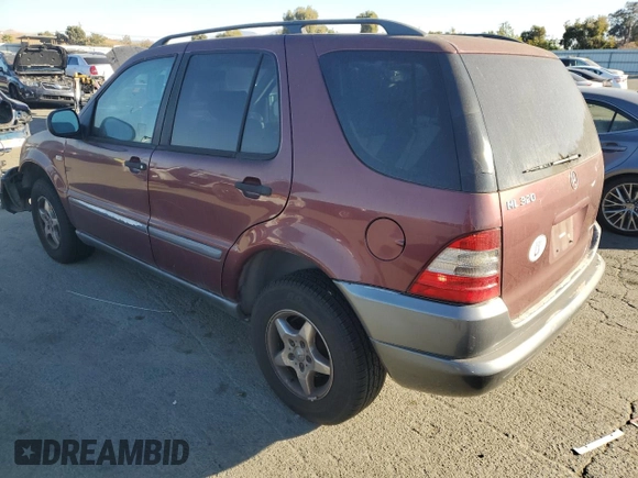 1999 Mercedes-Benz M-Class with VIN 4JGAB54E4XA101754, listed as a Copart auction lot 77903984 with 187,810 mi miles and Salvage Title. Bid and sale history available at carsss.com. Image 2.