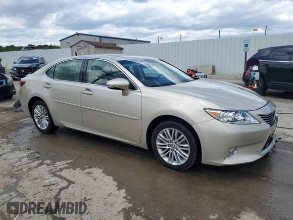 2014 Lexus ES 330 с VIN JTHBK1GG0E2119057, выставлен на аукционе Copart как лот 58213845 с пробегом 118 508 миль миль и Списание • Salvage title. История ставок и продаж доступна на DreamBid. Изображение 4.