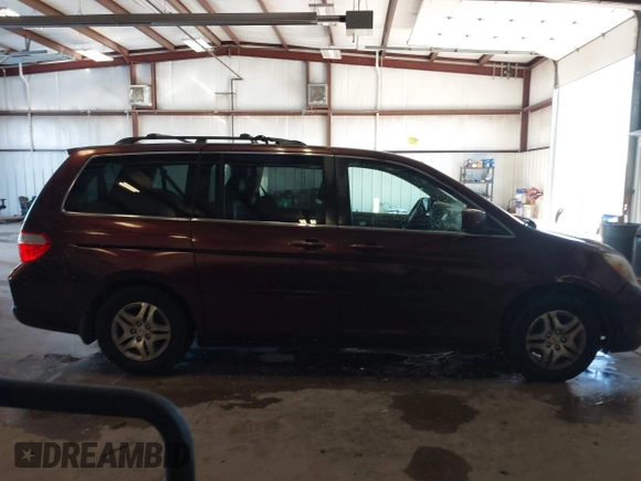 2007 Honda Odyssey EX-L with VIN 5FNRL38727B066885, listed as a IAAI auction lot 41317374 with 220,243 mi miles. Bid and sale history available at carsss.com. Image 13.
