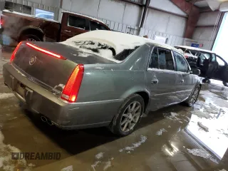 2006 Cadillac DTS 1SE with VIN 1G6KD57986U122818, listed as a Copart auction lot 42808475 with 121,155 mi miles and Clean Title. Bid and sale history available at DreamBid. Image 3.