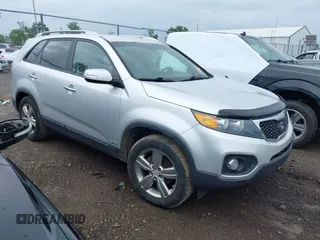 2013 Kia Sorento EX with VIN 5XYKUCA65DG310078, listed as a IAAI auction lot 42644999 with 141,946 mi miles and . Bid and sale history available at DreamBid. Image 1.
