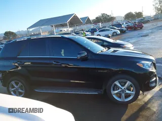 2017 Mercedes-Benz GLE 350 с VIN 4JGDA5JB6HA924391, выставлен на аукционе IAAI как лот 41334819 с пробегом 78 159 миль миль и . История ставок и продаж доступна на DreamBid. Изображение 13.