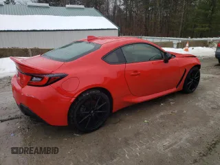 2024 Toyota 86 Premium with VIN JF1ZNBE18R9752677, listed as a Copart auction lot 46494255 with 8,731 mi miles and Salvage Title. Bid and sale history available at DreamBid. Image 3.