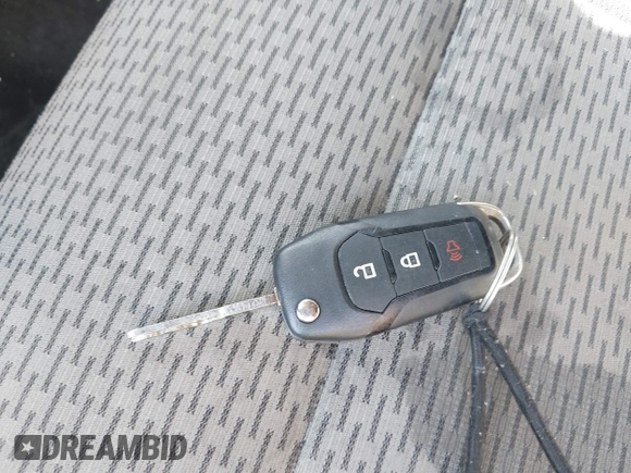 2017 Ford F-250 Lariat с VIN 1FT7W2BT2HEB89913, выставлен на аукционе IAAI как лот 41949233 с пробегом Не указан миль и . История ставок и продаж доступна на DreamBid. Изображение 11.