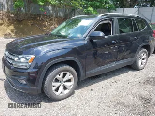 2018 Volkswagen Atlas SE z VIN 1V2KR2CA4JC569589, wystawiony jako IAAI lot #42471911 z przebiegiem 91 859 mil mil oraz . Historia ofert i sprzedaży dostępna na DreamBid. Obrazek 2.